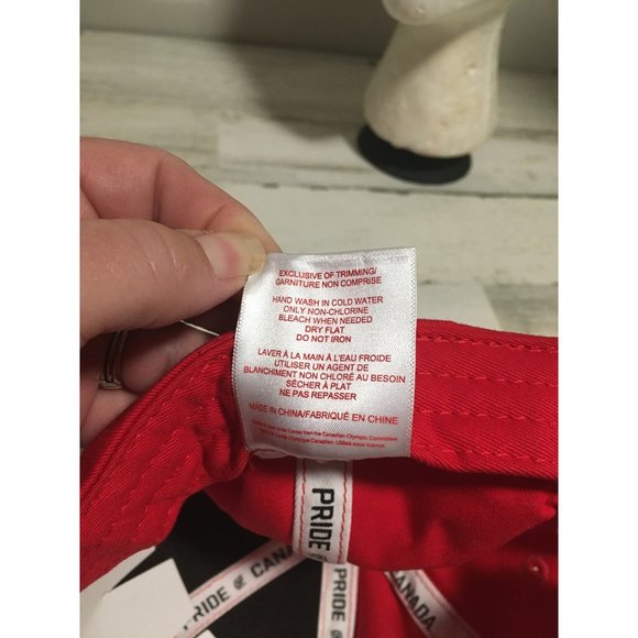 ACOC-1992 vintage unisex one size official outfitter Team Canada adjustable cap - Picture 6 of 6